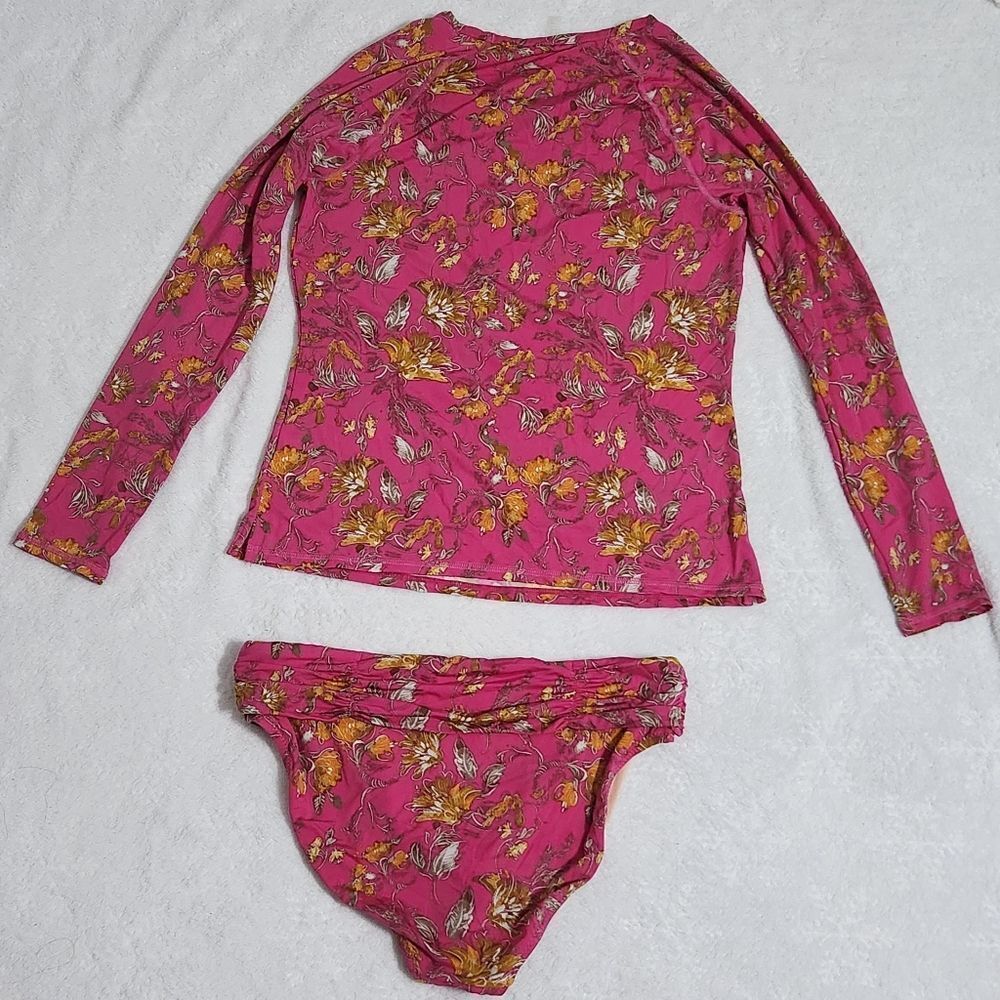 Garnet Hill 2 Set Rash Guard And Bikini Bottoms Size M